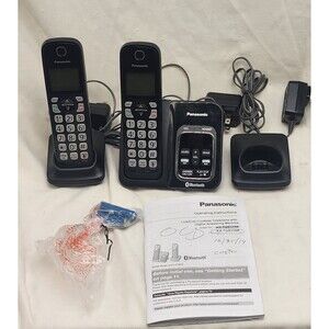 Panasonic Cordless Telephone Answering Machine 2 Phones 3 Bases  KX-TG833SK